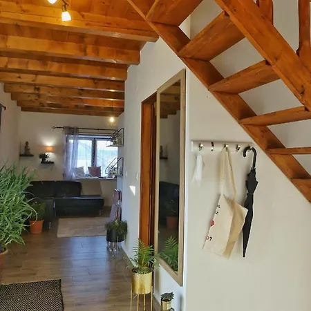 Lägenhet Csuecsoek Vendeghaz *